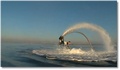 L’homme dauphin (flyboard zapata)